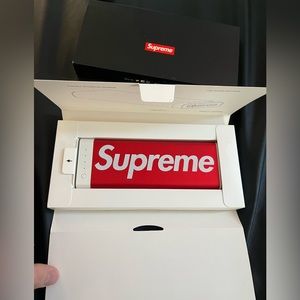 Supreme Mophie 20k red